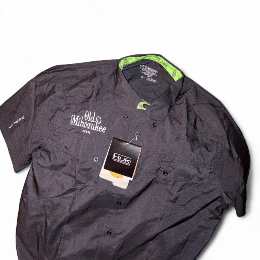 NWT Huk Fishing Old Milwaukee Black Button up XL